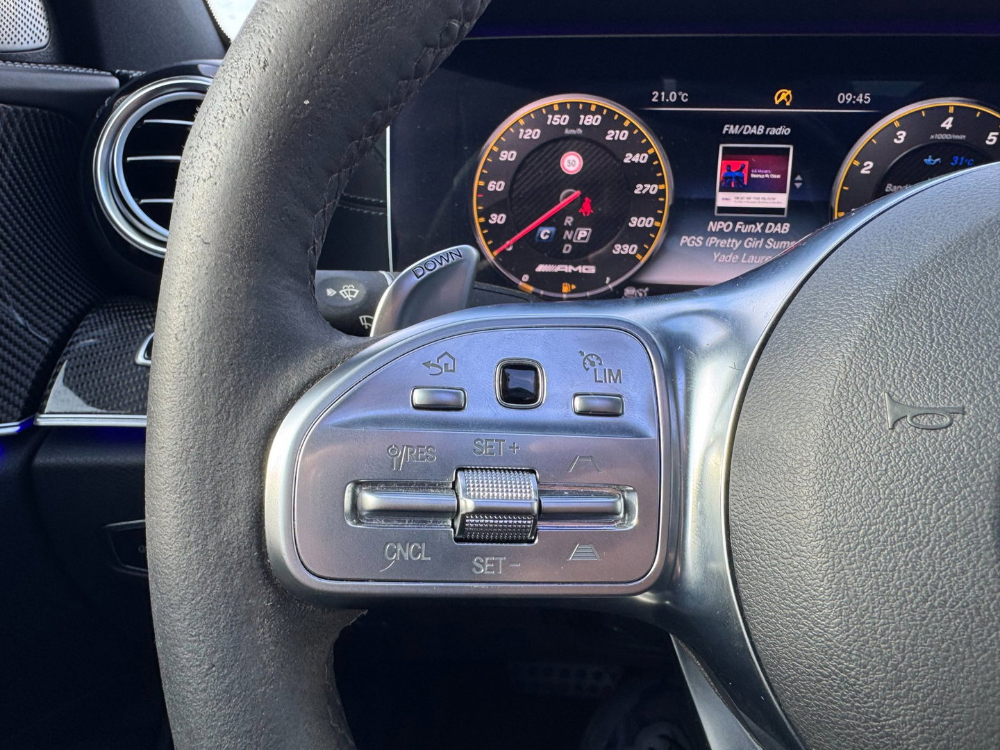 Mercedes-Benz E-Klasse AMG 63 S 4MATIC Premium Plus Pano Carbon