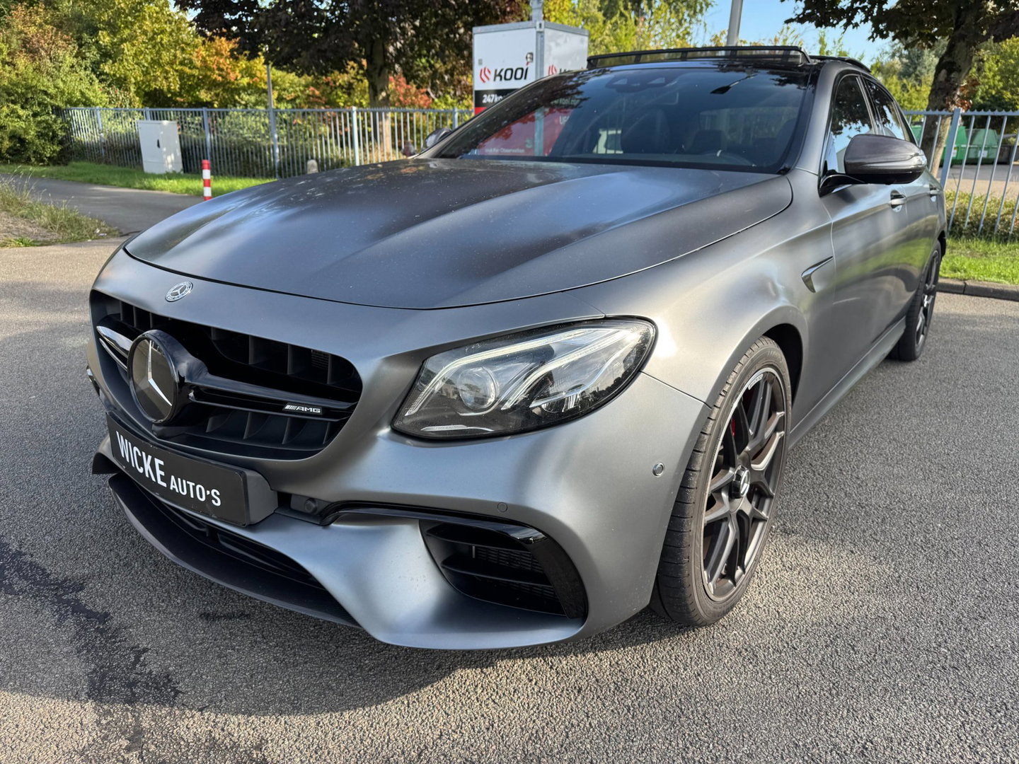 Mercedes-Benz E-Klasse AMG 63 S 4MATIC Premium Plus Pano Carbon