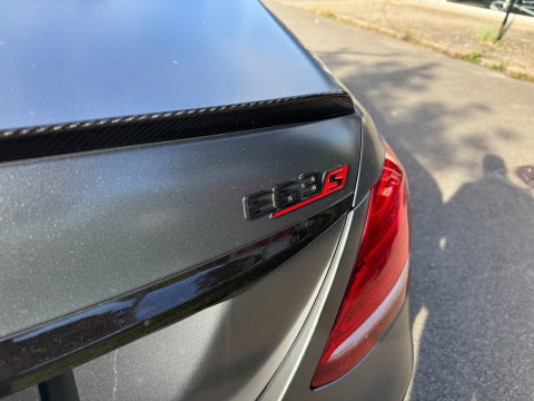 Mercedes-Benz E-Klasse AMG 63 S 4MATIC Premium Plus Pano Carbon
