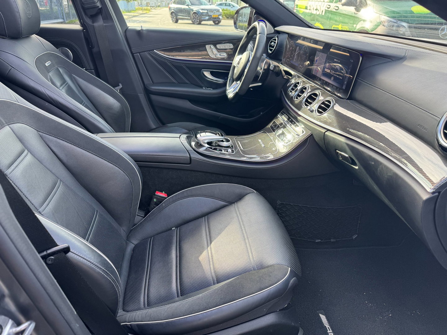 Mercedes-Benz E-Klasse AMG 63 S 4MATIC Premium Plus Pano Carbon
