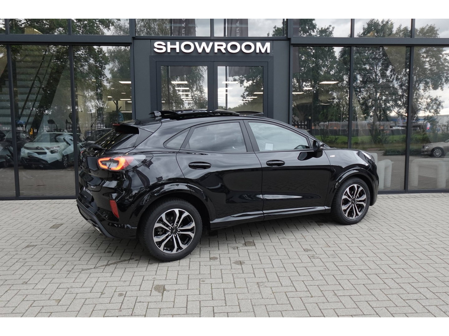 Ford Puma 1.0 EcoBoost Hybrid ST-Line X PANO B&O CAM