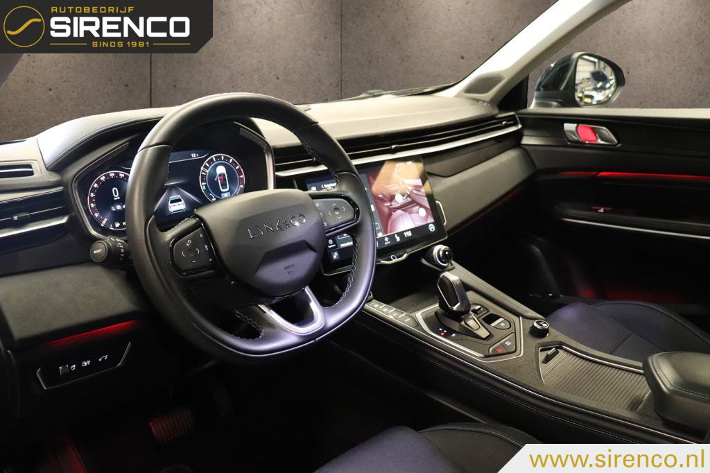 Lynk & Co 01