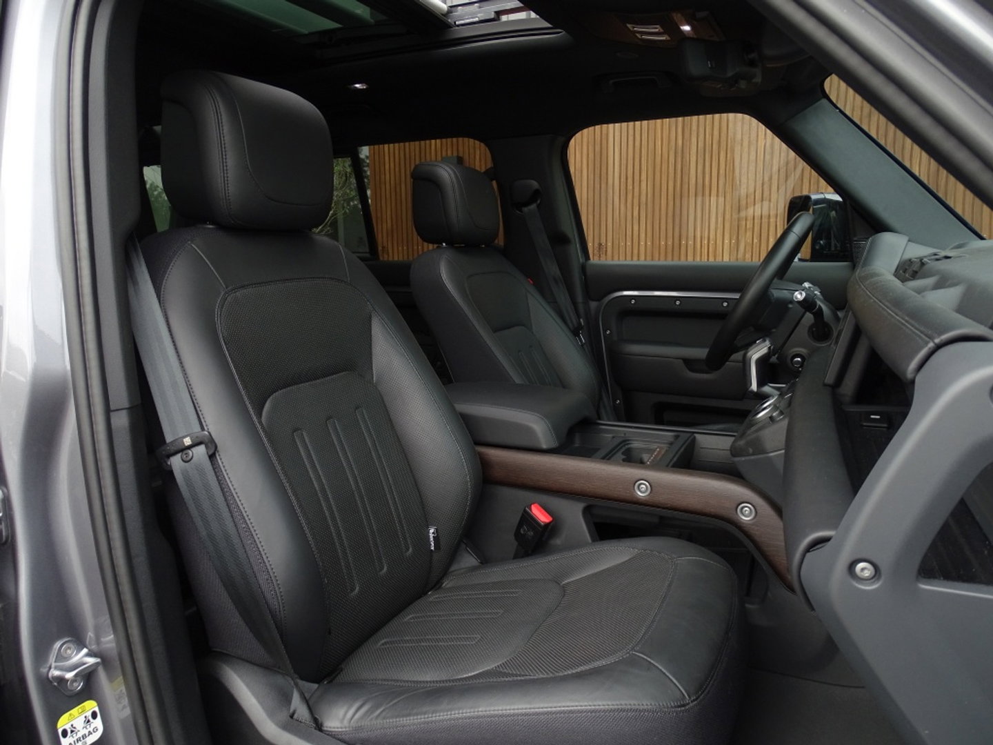 Land Rover Defender 110 3.0 P400 110 X 7 pers. X-Dynamic / Meridan / LED / *NAP*