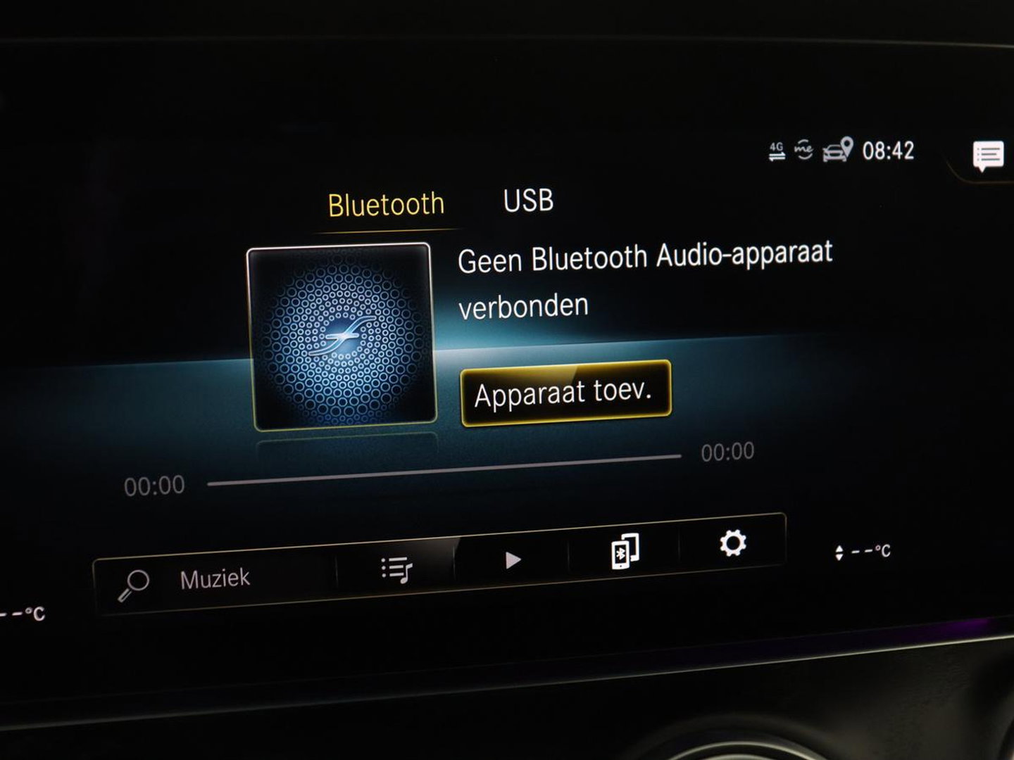 Mercedes-Benz E-Klasse 300 e AMG Line | SOH 88.4% | Panoramadak | Trekhaak | Leder | Burnmeister surround | Head up | 360 camera | Adaptive cruise | Carplay | Memory |