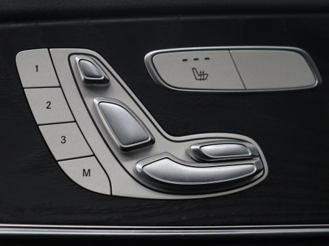 Mercedes-Benz E-Klasse 300 e AMG Line | SOH 88.4% | Panoramadak | Trekhaak | Leder | Burnmeister surround | Head up | 360 camera | Adaptive cruise | Carplay | Memory |