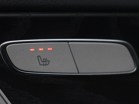 Mercedes-Benz E-Klasse 300 e AMG Line | SOH 88.4% | Panoramadak | Trekhaak | Leder | Burnmeister surround | Head up | 360 camera | Adaptive cruise | Carplay | Memory |