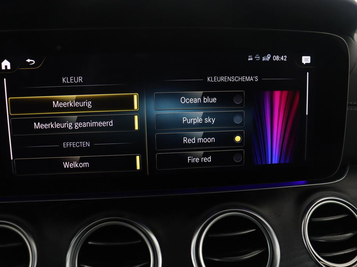 Mercedes-Benz E-Klasse 300 e AMG Line | SOH 88.4% | Panoramadak | Trekhaak | Leder | Burnmeister surround | Head up | 360 camera | Adaptive cruise | Carplay | Memory |