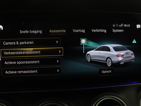 Mercedes-Benz E-Klasse 300 e AMG Line | SOH 88.4% | Panoramadak | Trekhaak | Leder | Burnmeister surround | Head up | 360 camera | Adaptive cruise | Carplay | Memory |