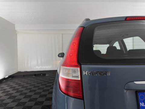 Hyundai I30 CW 1.6i Dynamic *AIRCO | COMFORT-SEATS | PDC | TOWBAR | 15''ALU*