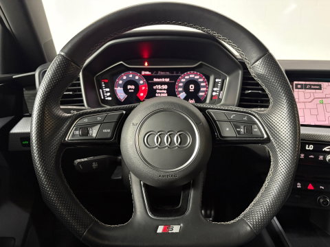 Audi A1 citycarver 30 TFSI epic S-Line, Automaat, Applecarplay