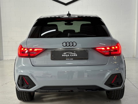 Audi A1 citycarver 30 TFSI epic S-Line, Automaat, Applecarplay
