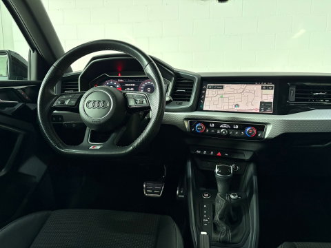Audi A1 citycarver 30 TFSI epic S-Line, Automaat, Applecarplay