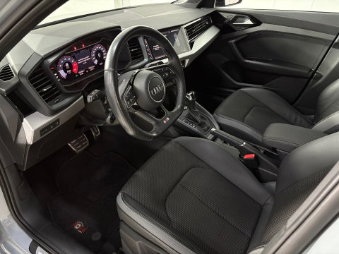 Audi A1 citycarver 30 TFSI epic S-Line, Automaat, Applecarplay