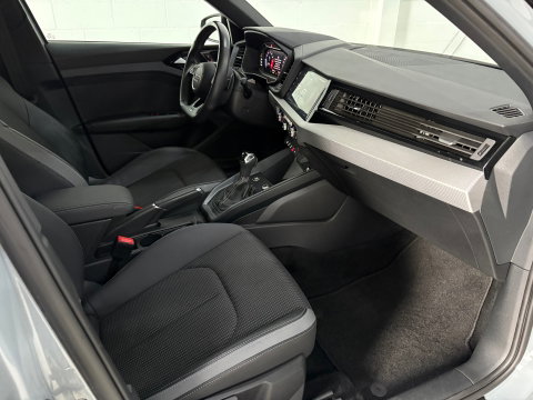 Audi A1 citycarver 30 TFSI epic S-Line, Automaat, Applecarplay