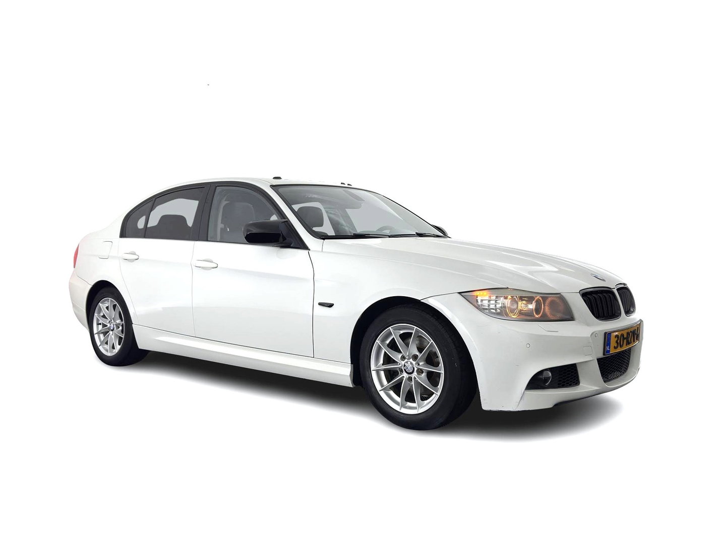 BMW 3 Serie 318i High Executive Aut. *PANO | LEATHER | XENON | HEATED-COMFORTSEATS | NAVI-FULLMAP | PRIVACY-GLASS | ECC | PDC | CRUISE | 16''ALU*