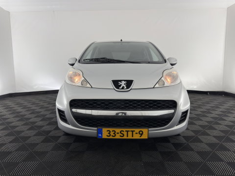 Peugeot 107 1.0-12V Black & Silver *AIRCO | COMFORT-SEATS | RADIO-CD | PRIVACY-GLASS | 14''ALU*