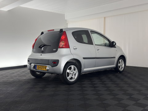Peugeot 107 1.0-12V Black & Silver *AIRCO | COMFORT-SEATS | RADIO-CD | PRIVACY-GLASS | 14''ALU*