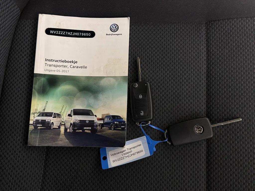Volkswagen Transporter 2.0 TDI L2H1 DC Highline DSG CarPlay ACC