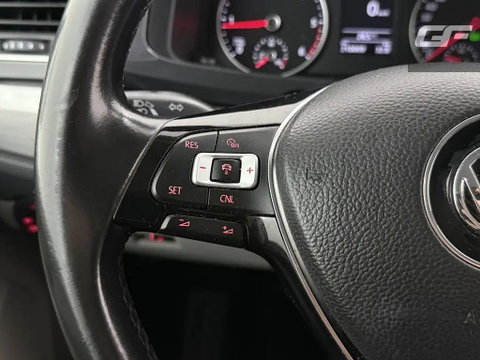 Volkswagen Transporter 2.0 TDI L2H1 DC Highline DSG CarPlay ACC