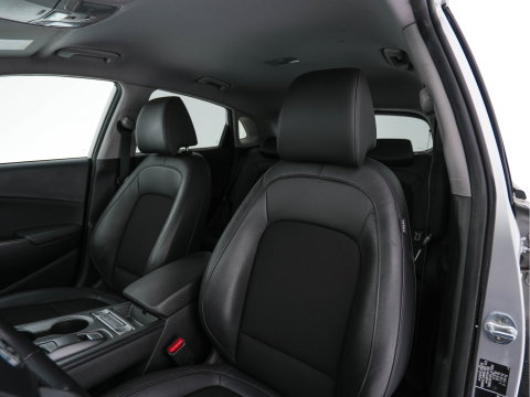 Hyundai KONA EV Fashion 64 kWh (3-Fase) {SOH-100%} (INCL-BTW)  Aut * HEATPUMP | NAVI-FULLMAP | LEATHER-FABRIC | KEYLESS | CAMERA | DAB | ECC | PDC | ADAPTIVE-CRUISE | LANE-ASSIST | HEATED SEATS | PRIVACY-GLASS | HEAD-UP | SHIFT-PADDLES | 17"A