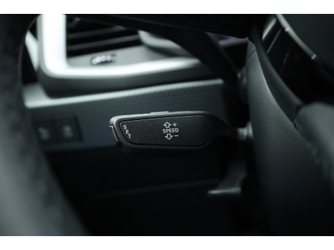 Audi A1 Sportback 30 Tfsi S-Line | Arrow Gray | | Rijklaar! | Cruise Control | Camera + PDC A | Stoelverw. | Keyless | Apple CarPlay | 17''
