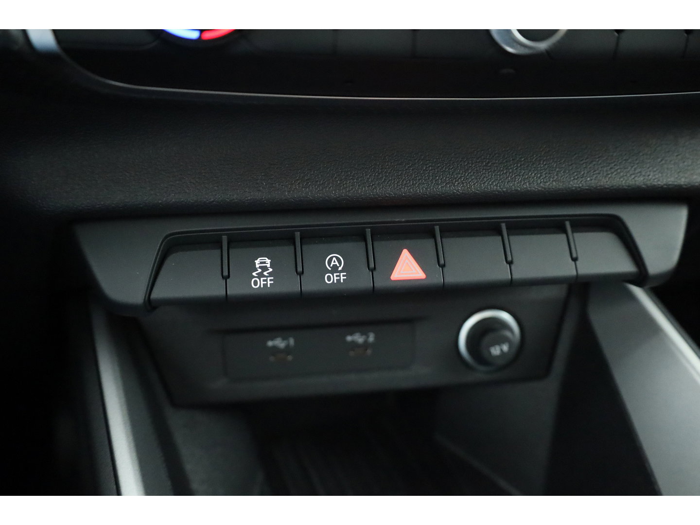 Audi A1 Sportback 30 Tfsi S-Line | Arrow Gray | | Rijklaar! | Cruise Control | Camera + PDC A | Stoelverw. | Keyless | Apple CarPlay | 17''