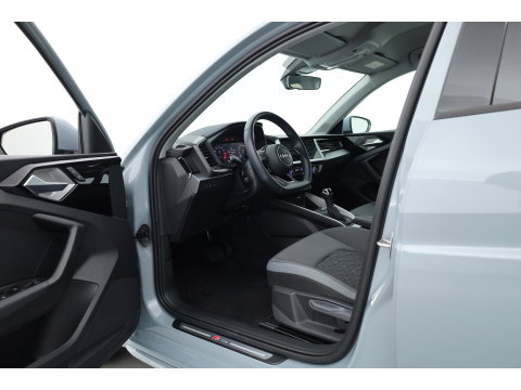 Audi A1 Sportback 30 Tfsi S-Line | Arrow Gray | | Rijklaar! | Cruise Control | Camera + PDC A | Stoelverw. | Keyless | Apple CarPlay | 17''
