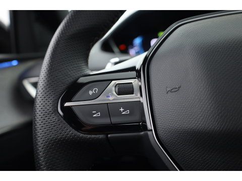Peugeot 3008 1.6 HYbrid 225 GT | Rijklaar! | Pano | Adapt. Cruise | Camera + PDC | Keyless | Navi | Apple CarPlay | Dodehoek