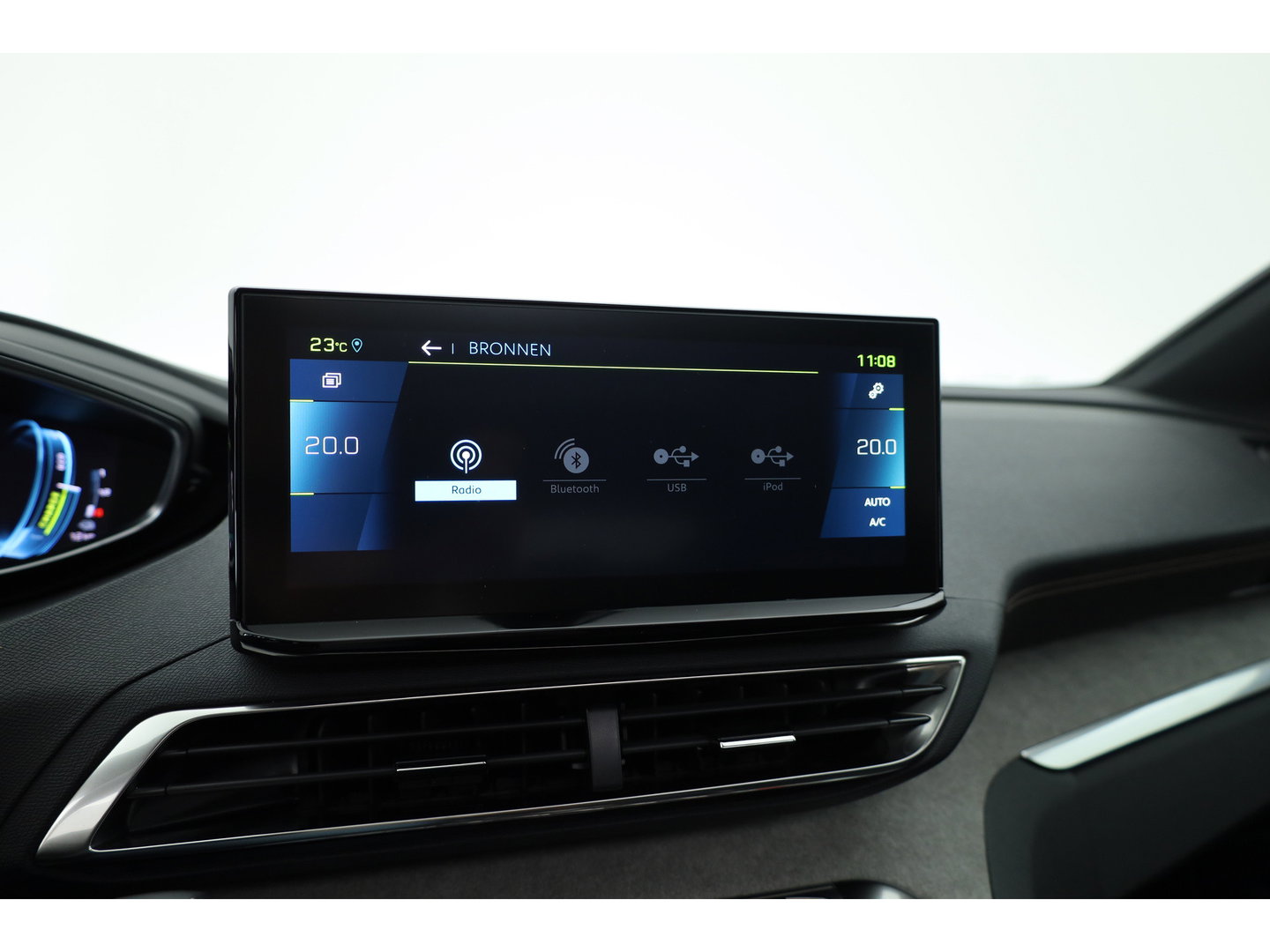 Peugeot 3008 1.6 HYbrid 225 GT | Rijklaar! | Pano | Adapt. Cruise | Camera + PDC | Keyless | Navi | Apple CarPlay | Dodehoek