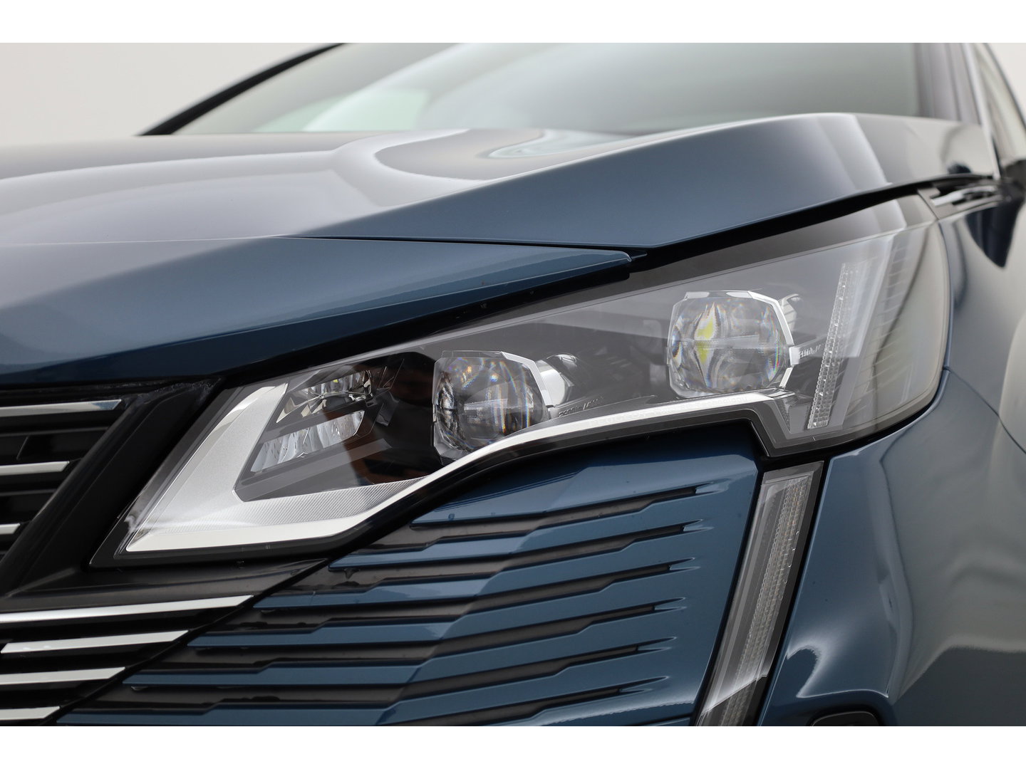 Peugeot 3008 1.6 HYbrid 225 GT | Rijklaar! | Pano | Adapt. Cruise | Camera + PDC | Keyless | Navi | Apple CarPlay | Dodehoek