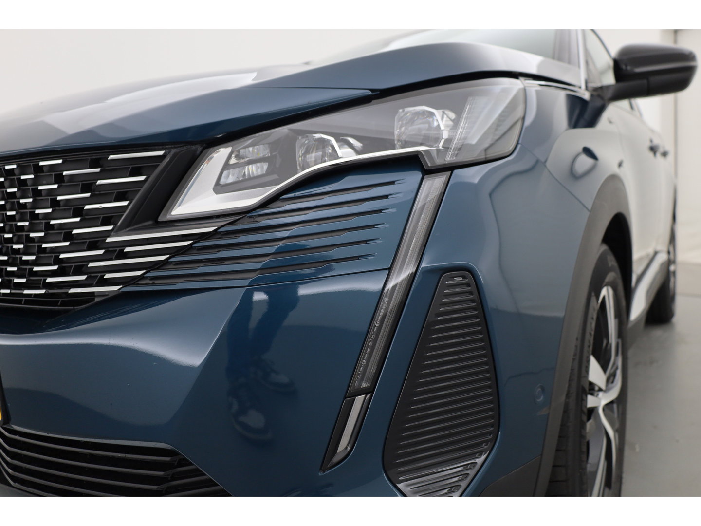 Peugeot 3008 1.6 HYbrid 225 GT | Rijklaar! | Pano | Adapt. Cruise | Camera + PDC | Keyless | Navi | Apple CarPlay | Dodehoek