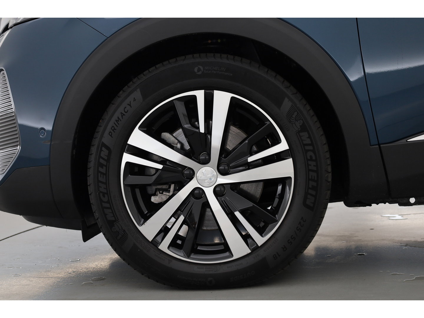 Peugeot 3008 1.6 HYbrid 225 GT | Rijklaar! | Pano | Adapt. Cruise | Camera + PDC | Keyless | Navi | Apple CarPlay | Dodehoek