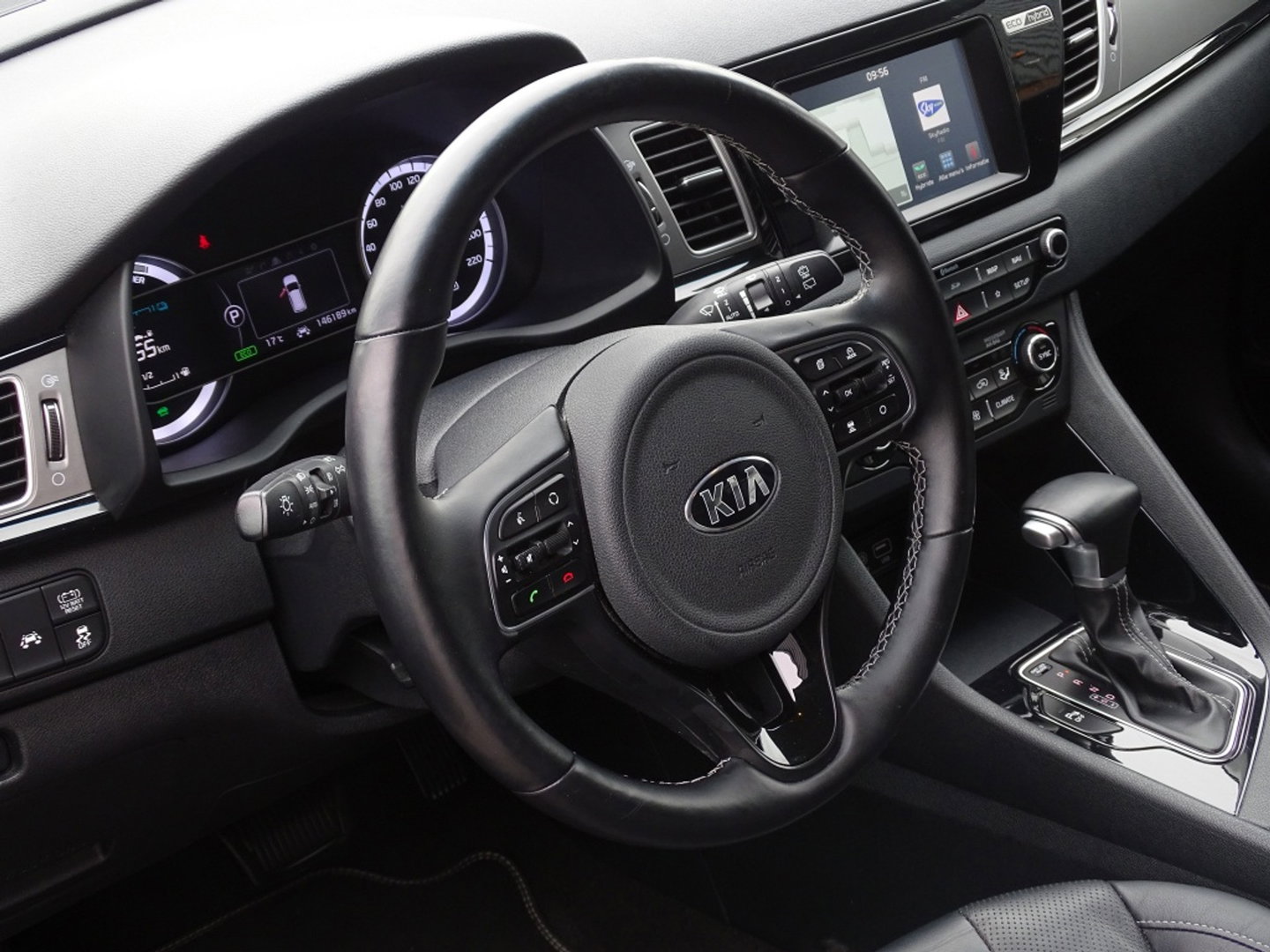 Kia Niro 1.6 GDi 141PK automaat / luxe pakket / LED / *NAP*