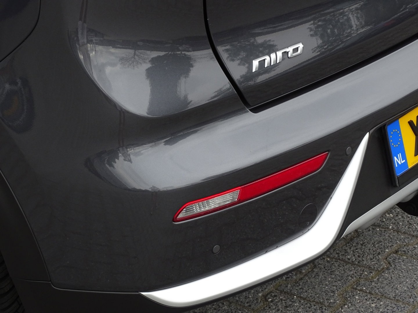 Kia Niro 1.6 GDi 141PK automaat / luxe pakket / LED / *NAP*