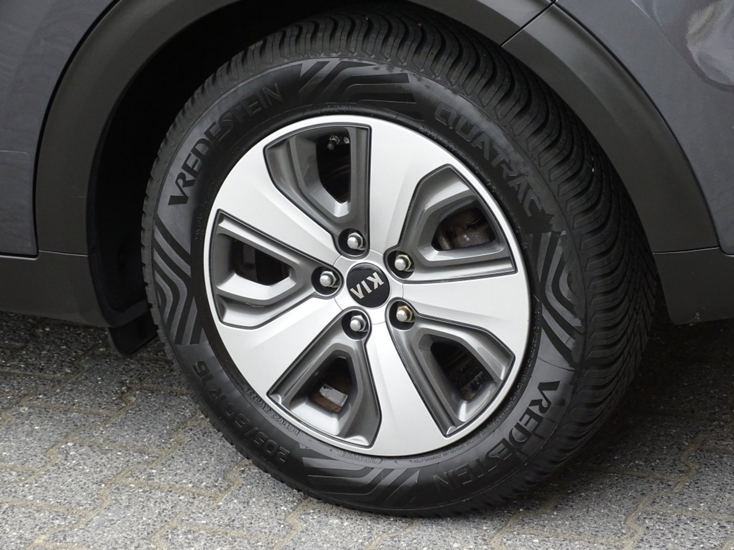 Kia Niro 1.6 GDi 141PK automaat / luxe pakket / LED / *NAP*