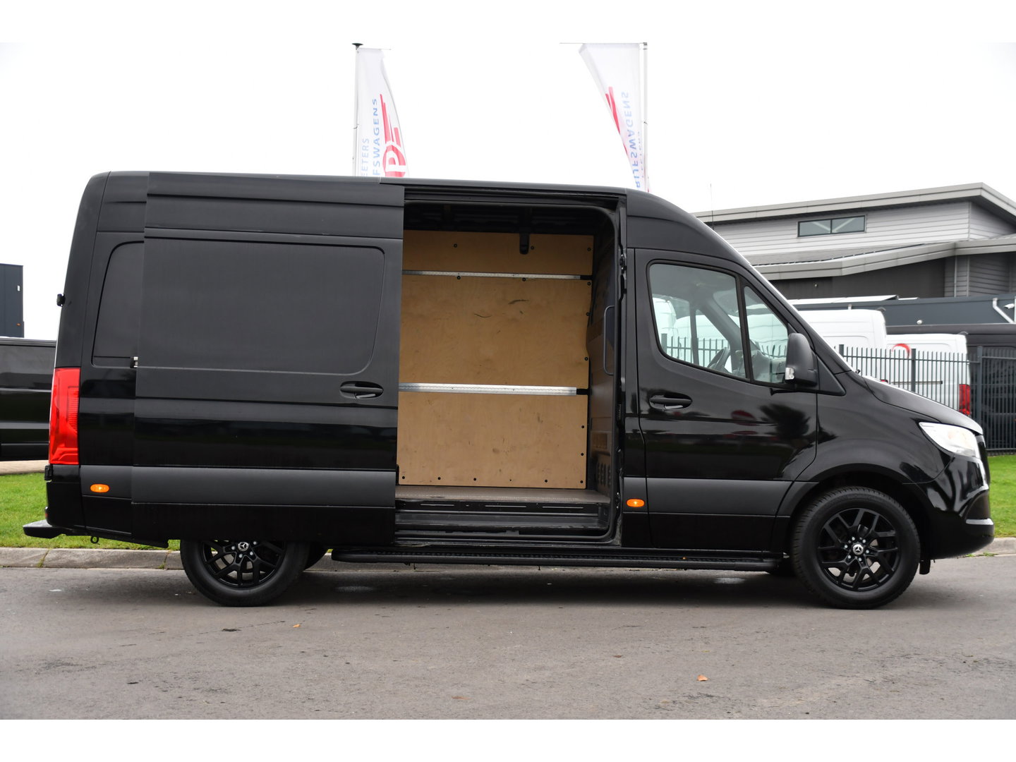 Mercedes-Benz Sprinter 314 2.2 CDI L2H2 RWD Camera, Cruise, Carplay, Sensoren, Multimedia, Stoelverwarming, UNIEK!