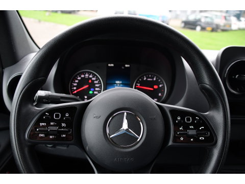 Mercedes-Benz Sprinter 314 2.2 CDI L2H2 RWD Camera, Cruise, Carplay, Sensoren, Multimedia, Stoelverwarming, UNIEK!
