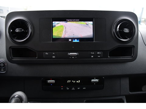 Mercedes-Benz Sprinter 314 2.2 CDI L2H2 RWD Camera, Cruise, Carplay, Sensoren, Multimedia, Stoelverwarming, UNIEK!