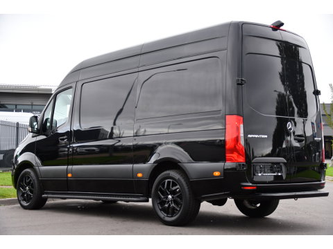 Mercedes-Benz Sprinter 314 2.2 CDI L2H2 RWD Camera, Cruise, Carplay, Sensoren, Multimedia, Stoelverwarming, UNIEK!