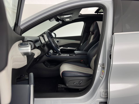 BYD ATTO 3 Comfort 60 kWh [3-Fase-11kW] (INCL-BTW) *HEATPUMP | PANO | ADAPTIVE-CRUISE | LEATHER | FULL-LED | TOPVIEW | BLIND-SPOT | HEATED-COMFORTSEATS | DIGI-COCKPIT | CARPLAY | DAB | NAVI-FULLMAP | ECC | PDC | 18''ALU*
