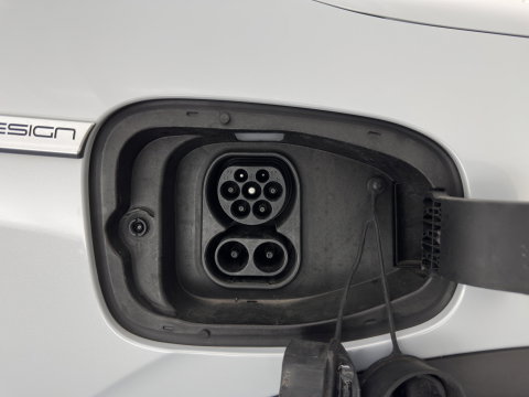 BYD ATTO 3 Comfort 60 kWh [3-Fase-11kW] (INCL-BTW) *HEATPUMP | PANO | ADAPTIVE-CRUISE | LEATHER | FULL-LED | TOPVIEW | BLIND-SPOT | HEATED-COMFORTSEATS | DIGI-COCKPIT | CARPLAY | DAB | NAVI-FULLMAP | ECC | PDC | 18''ALU*