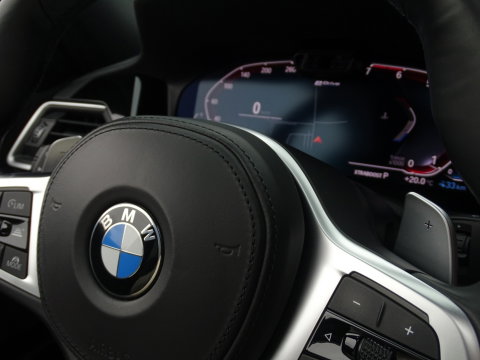 BMW 3 Serie touring 330e 292PK X-drive / M Sport / pano / Laser / BTW auto / 360°