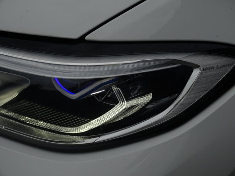 BMW 3 Serie touring 330e 292PK X-drive / M Sport / pano / Laser / BTW auto / 360°