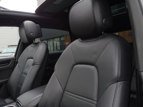 Porsche Cayenne 3.0 E-Hybrid 462PK / sportDesign / softclose / Bose / BTW / 360°