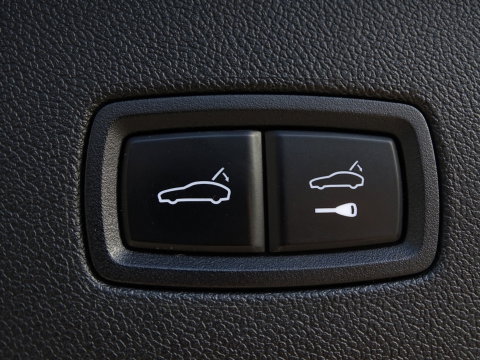 Porsche Cayenne 3.0 E-Hybrid 462PK / sportDesign / softclose / Bose / BTW / 360°