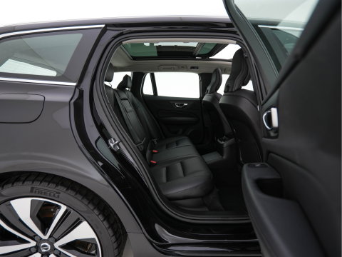 Volvo V60 2.0 T6 Recharge AWD Inscription (Plug-in) (INCL-BTW) Aut. *PANO | LEATHER | FULL-LED | MEMORY-PACK | KEYLESS | DIGI-COCKPIT | NAVI-FULLMAP | HEATED-SPORTSEATS | ECC | CRUISE | DAB | TOWBAR | 19''ALU*