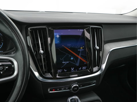 Volvo V60 2.0 T6 Recharge AWD Inscription (Plug-in) (INCL-BTW) Aut. *PANO | LEATHER | FULL-LED | MEMORY-PACK | KEYLESS | DIGI-COCKPIT | NAVI-FULLMAP | HEATED-SPORTSEATS | ECC | CRUISE | DAB | TOWBAR | 19''ALU*