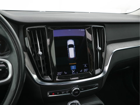 Volvo V60 2.0 T6 Recharge AWD Inscription (Plug-in) (INCL-BTW) Aut. *PANO | LEATHER | FULL-LED | MEMORY-PACK | KEYLESS | DIGI-COCKPIT | NAVI-FULLMAP | HEATED-SPORTSEATS | ECC | CRUISE | DAB | TOWBAR | 19''ALU*