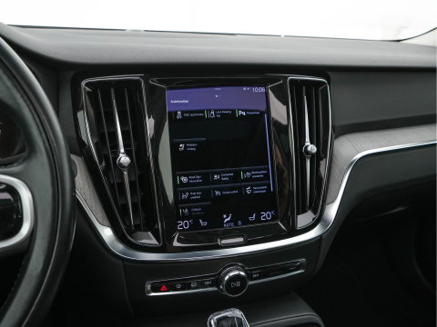 Volvo V60 2.0 T6 Recharge AWD Inscription (Plug-in) (INCL-BTW) Aut. *PANO | LEATHER | FULL-LED | MEMORY-PACK | KEYLESS | DIGI-COCKPIT | NAVI-FULLMAP | HEATED-SPORTSEATS | ECC | CRUISE | DAB | TOWBAR | 19''ALU*