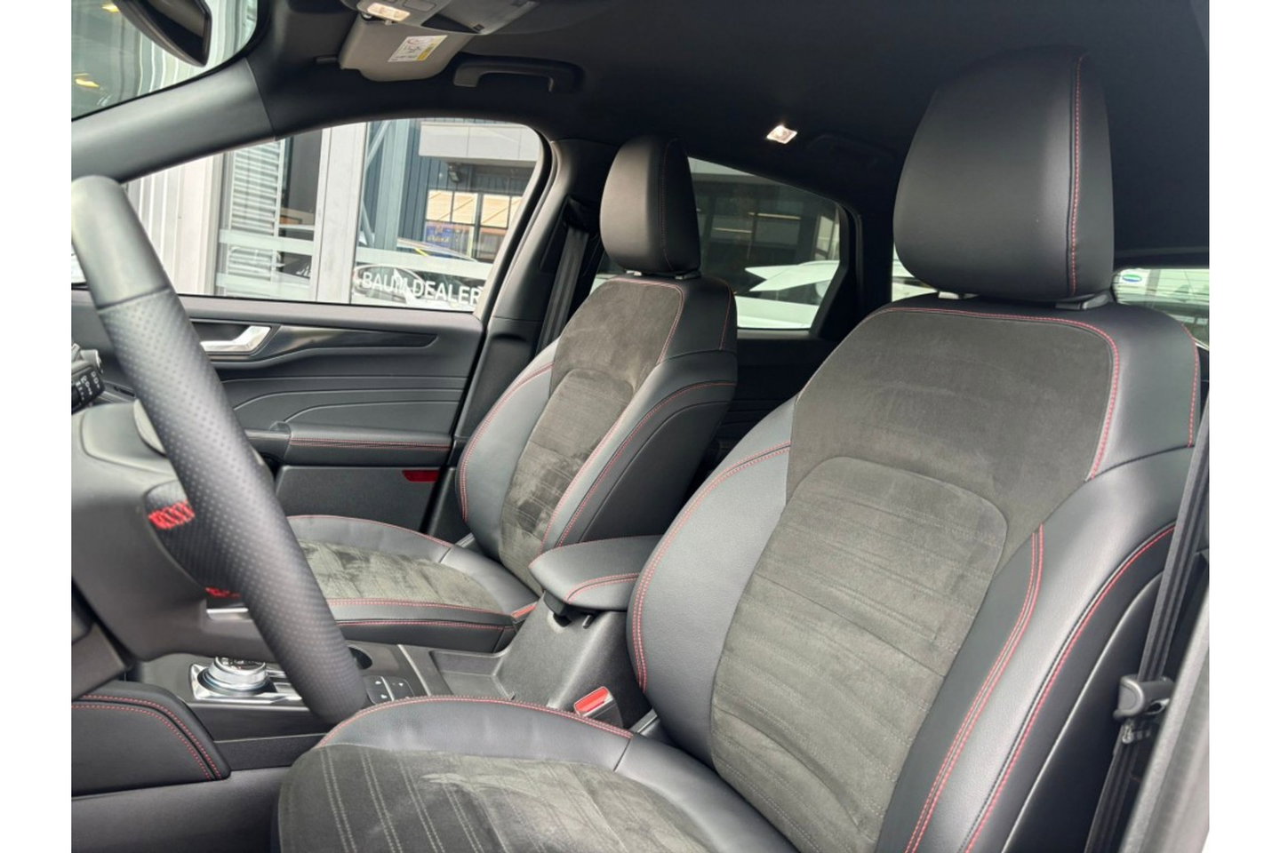 Ford Kuga 2.5 PHEV 225PK ST-LINE NORDIC AIRCO NAVI PDC-CAMERA.